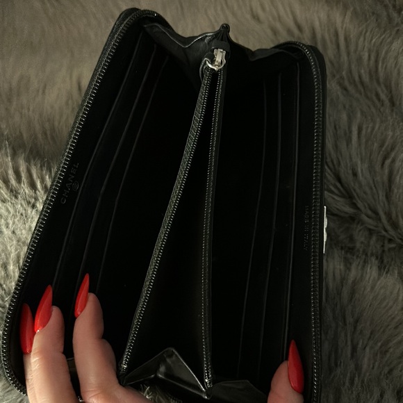Chanel Boy Wallet🖤 - Picture 5 of 9